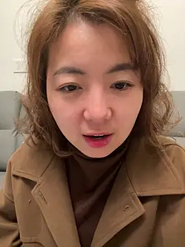 Snapshot of bibi347127 chatting on December 17, 2025, 9:04 am bibi347127 online show from December 17, 2025, 9:04 am