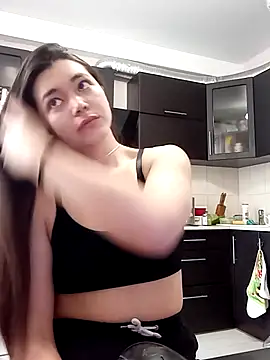 Snapshot of Albi_Sunny chatting on December 17, 2025, 9:37 am Albi Sunny online show from December 17, 2025, 9:37 am