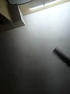 Snapshot of Preeti345 chatting on December 14, 2025, 7:47 am Preeti345 online show from December 14, 2025, 7:47 am