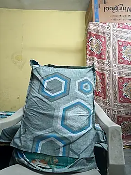 Preeti345 online show from January 13, 2026, 3:06 pm