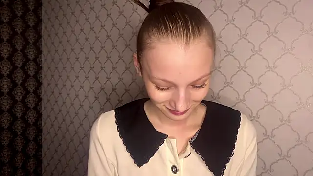 Cleonoth2o online show from March 10, 2026, 6:02 pm