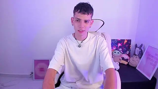 Snapshot of Jasson___ chatting on December 14, 2025, 11:37 am Jasson online show from December 14, 2025, 11:37 am