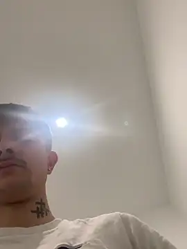 Snapshot of Jason_offizell chatting on February 8, 2026, 2:09 pm Jason offizell online show from February 8, 2026, 2:09 pm