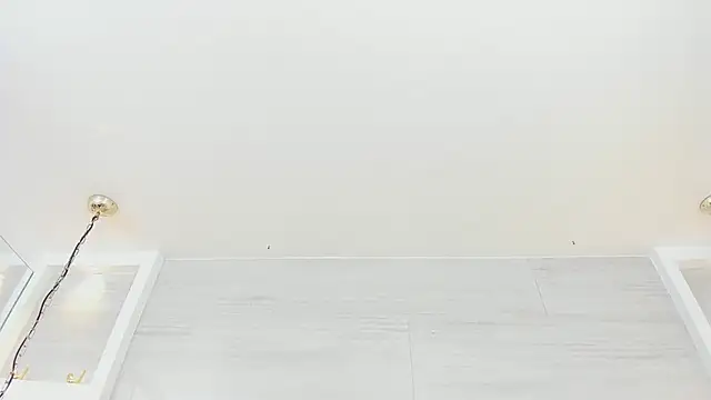 danna loyd online show from December 15, 2025, 3:33 am