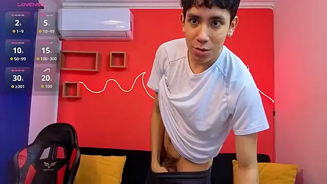 Neo Twink online show from March 22, 2026, 4:10 pm