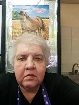 HapinessLovee online show from January 8, 2026, 11:12 am