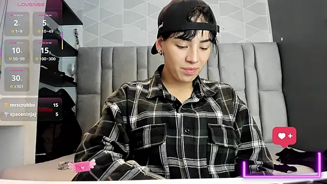 Snapshot of Kiara_Fox__ chatting on January 11, 2026, 7:46 am Kiara Fox online show from January 11, 2026, 7:46 am