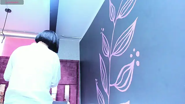 Snapshot of Kiara_Fox__ chatting on February 12, 2026, 7:53 pm Kiara Fox online show from February 12, 2026, 7:53 pm