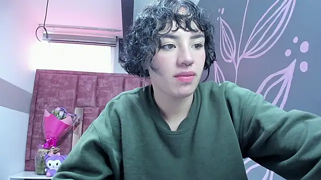 Snapshot of Kiara_Fox__ chatting on March 2, 2026, 9:10 pm Kiara Fox online show from March 2, 2026, 9:10 pm