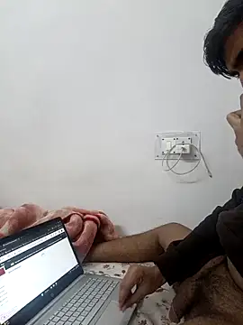 Snapshot of Bigdickboy2406 chatting on December 15, 2025, 6:12 pm Bigdickboy2406 online show from December 15, 2025, 6:12 pm