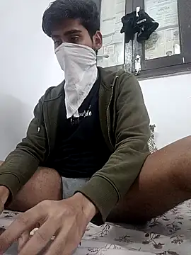 Snapshot of Bigdickboy2406 chatting on December 16, 2025, 7:02 am Bigdickboy2406 online show from December 16, 2025, 7:02 am