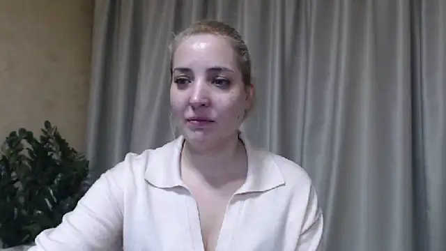 sweetpussy online show from February 24, 2026, 1:42 pm