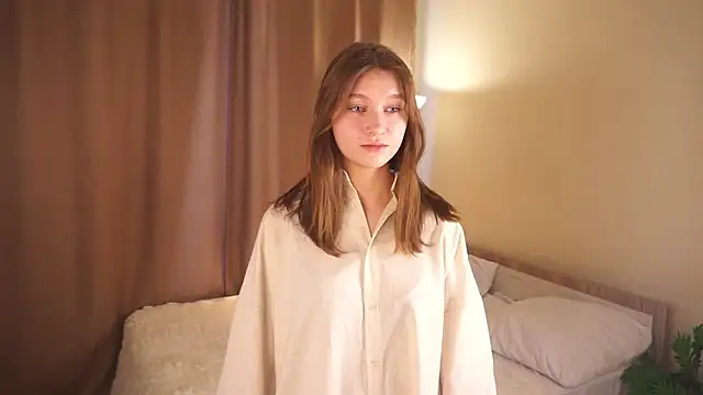 Snapshot of IrenaZeiler chatting on December 16, 2025, 6:07 am IrenaZeiler online show from December 16, 2025, 6:07 am