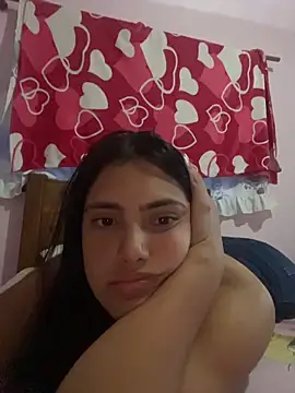  Laurentt  online show from January 15, 2026, 10:35 pm