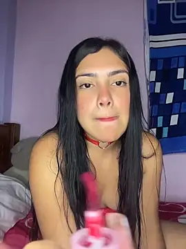 Snapshot of _Laurentt_ chatting on February 18, 2026, 3:24 am Laurentt online show from February 18, 2026, 3:24 am