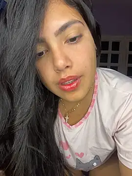 Snapshot of _Laurentt_ chatting on March 7, 2026, 9:17 am Laurentt online show from March 7, 2026, 9:17 am