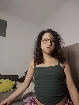 little  ammy online show from February 9, 2026, 4:38 am