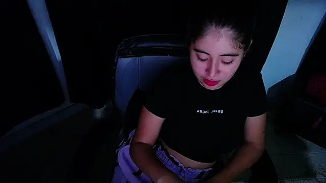 Snapshot of mia_walker22 chatting on December 18, 2025, 4:18 am mia walker22 online show from December 18, 2025, 4:18 am