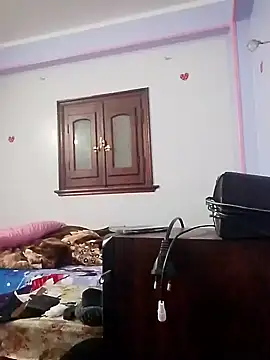 daisytaylorx1 online show from March 6, 2026, 7:32 pm