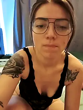 Snapshot of Ceciihot chatting on February 4, 2026, 1:50 pm Ceciihot online show from February 4, 2026, 1:50 pm