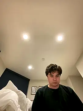 Snapshot of phantom898983 chatting on December 19, 2025, 3:35 am phantom898983 online show from December 19, 2025, 3:35 am