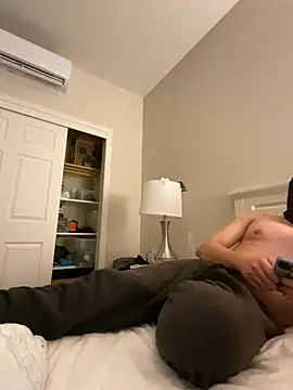 Snapshot of phantom898983 chatting on February 2, 2026, 6:45 am phantom898983 online show from February 2, 2026, 6:45 am