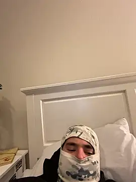 Snapshot of phantom898983 chatting on March 9, 2026, 5:00 am phantom898983 online show from March 9, 2026, 5:00 am