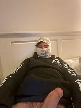 Snapshot of phantom898983 chatting on March 10, 2026, 7:35 am phantom898983 online show from March 10, 2026, 7:35 am