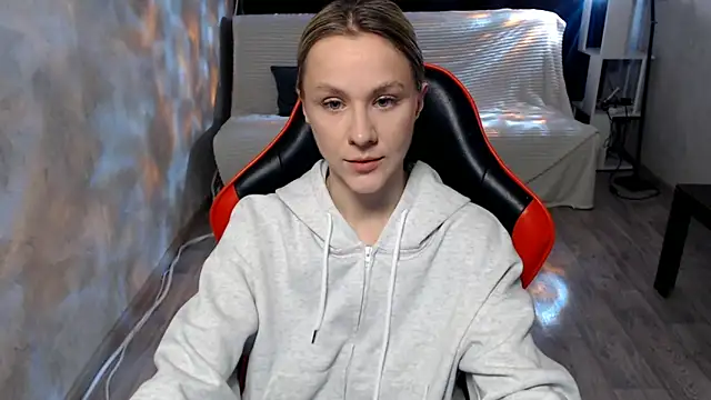 MiaBun1 online show from March 3, 2026, 4:29 am