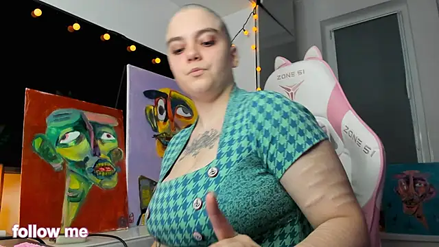 Snapshot of enigmastella chatting on December 16, 2025, 11:04 am enigmastella online show from December 16, 2025, 11:04 am