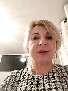 Snapshot of AhlyssaLove1155 chatting on February 13, 2026, 3:52 pm AhlyssaLove1155 online show from February 13, 2026, 3:52 pm