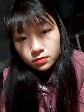 Snapshot of hinata-xx chatting on December 14, 2025, 6:41 am hinata-xx online show from December 14, 2025, 6:41 am