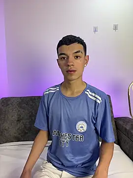 Snapshot of Kris_Storm chatting on December 16, 2025, 6:02 pm Kris Storm online show from December 16, 2025, 6:02 pm