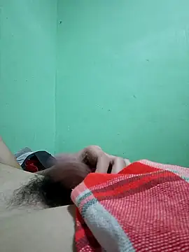 Snapshot of Sqinny_Teen chatting on December 18, 2025, 6:47 pm Sqinny Teen online show from December 18, 2025, 6:47 pm