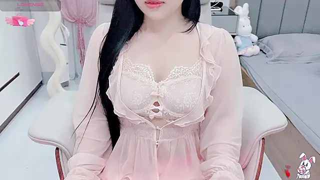 KellyCin online show from July 3, 2026, 4:13 pm