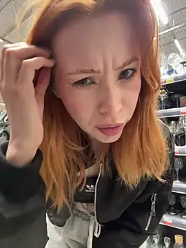  Little Ginger online show from April 1, 2026, 2:01 am