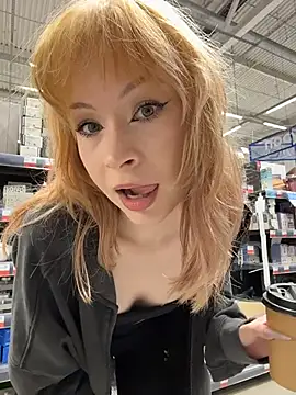Snapshot of _Little_Ginger chatting on July 30, 2026, 2:21 am Little Ginger online show from July 30, 2026, 2:21 am