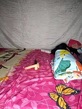 Charlott smi online show from February 3, 2026, 5:18 pm