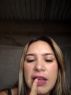 Charlott smi online show from February 24, 2026, 5:44 pm