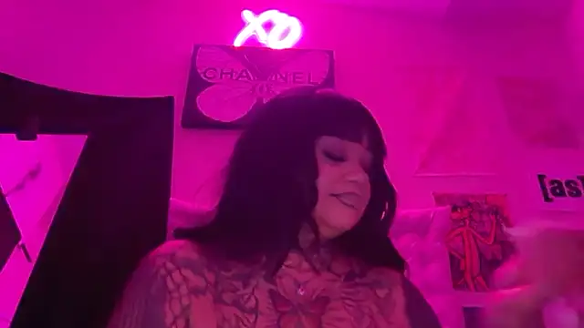 Itsonlyvirgo online show from February 2, 2026, 4:33 am