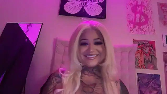 Itsonlyvirgo online show from April 12, 2026, 5:34 am