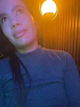 Snapshot of ValentinaEliot chatting on February 13, 2026, 11:39 am ValentinaEliot online show from February 13, 2026, 11:39 am