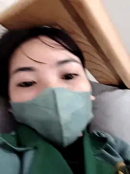 gigo-ulala online show from December 17, 2025, 4:18 am