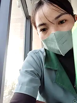 gigo-ulala online show from December 19, 2025, 4:52 am