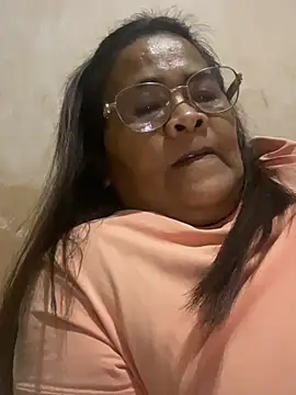 Snapshot of HottieBonita chatting on March 12, 2026, 1:17 pm HottieBonita online show from March 12, 2026, 1:17 pm