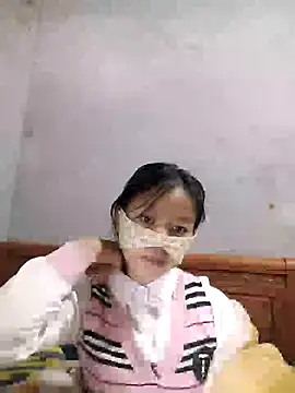 Snapshot of Ly-ly123 chatting on December 14, 2025, 8:57 pm Ly-ly123 online show from December 14, 2025, 8:57 pm