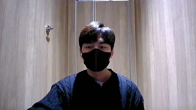 kimze7 online show from January 15, 2026, 6:51 am