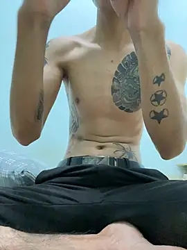 Snapshot of DucMinh_2k chatting on March 11, 2026, 2:06 am DucMinh 2k online show from March 11, 2026, 2:06 am