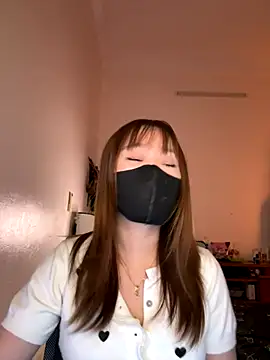 Snapshot of Miumeo20 chatting on December 15, 2025, 4:00 pm Miumeo20 online show from December 15, 2025, 4:00 pm