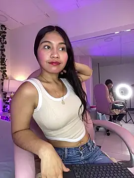 Xaander  online show from February 6, 2026, 8:34 pm